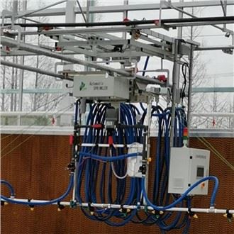 Brațe automate de irigare cu vehical de transfer