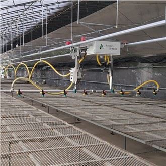 Boom-uri economice de irigare prin aspersiune cu efect de seră